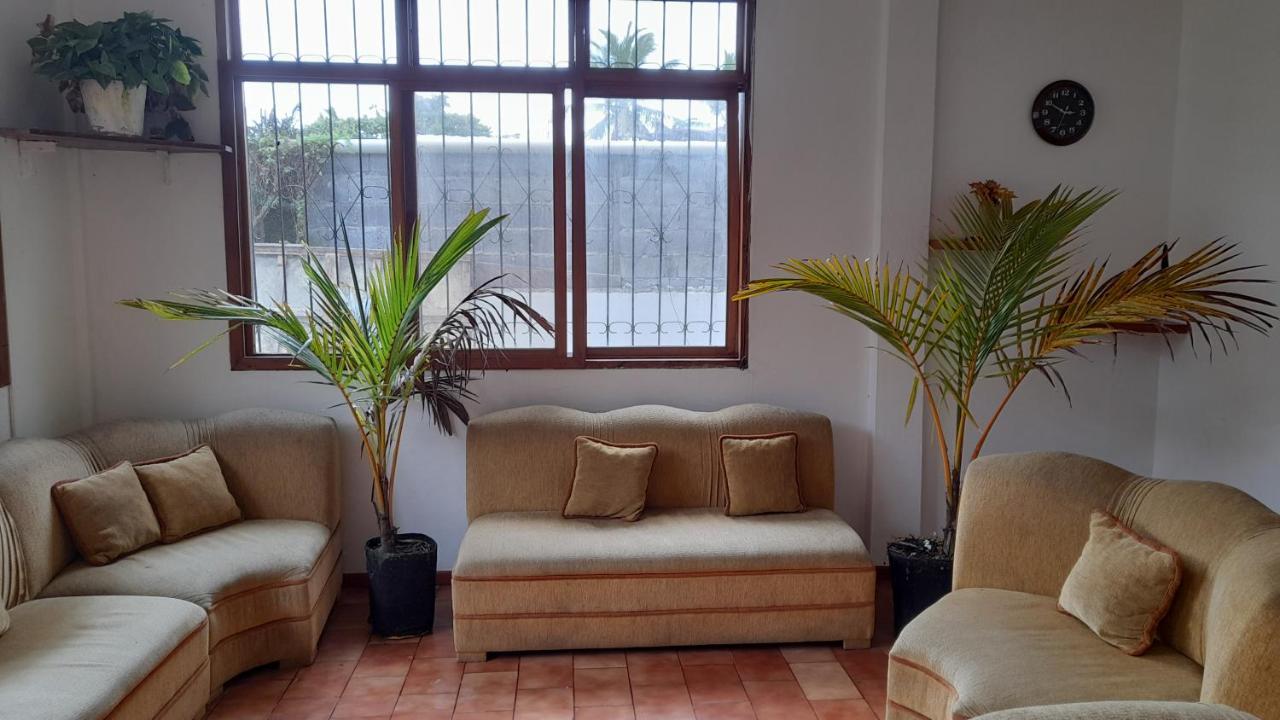 Guest house El Paraiso *