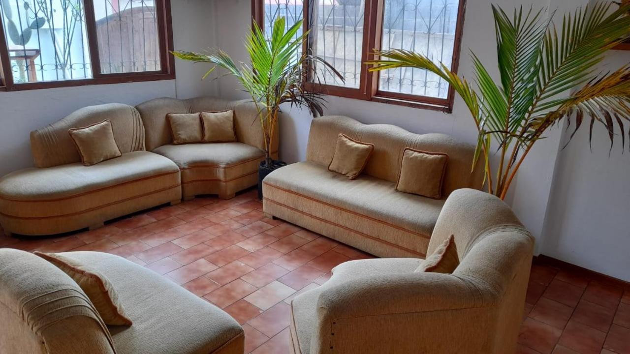 Guest house El Paraiso *