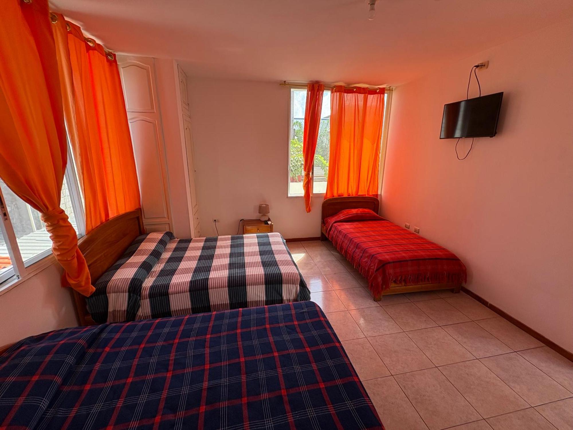 Guest house El Paraiso *